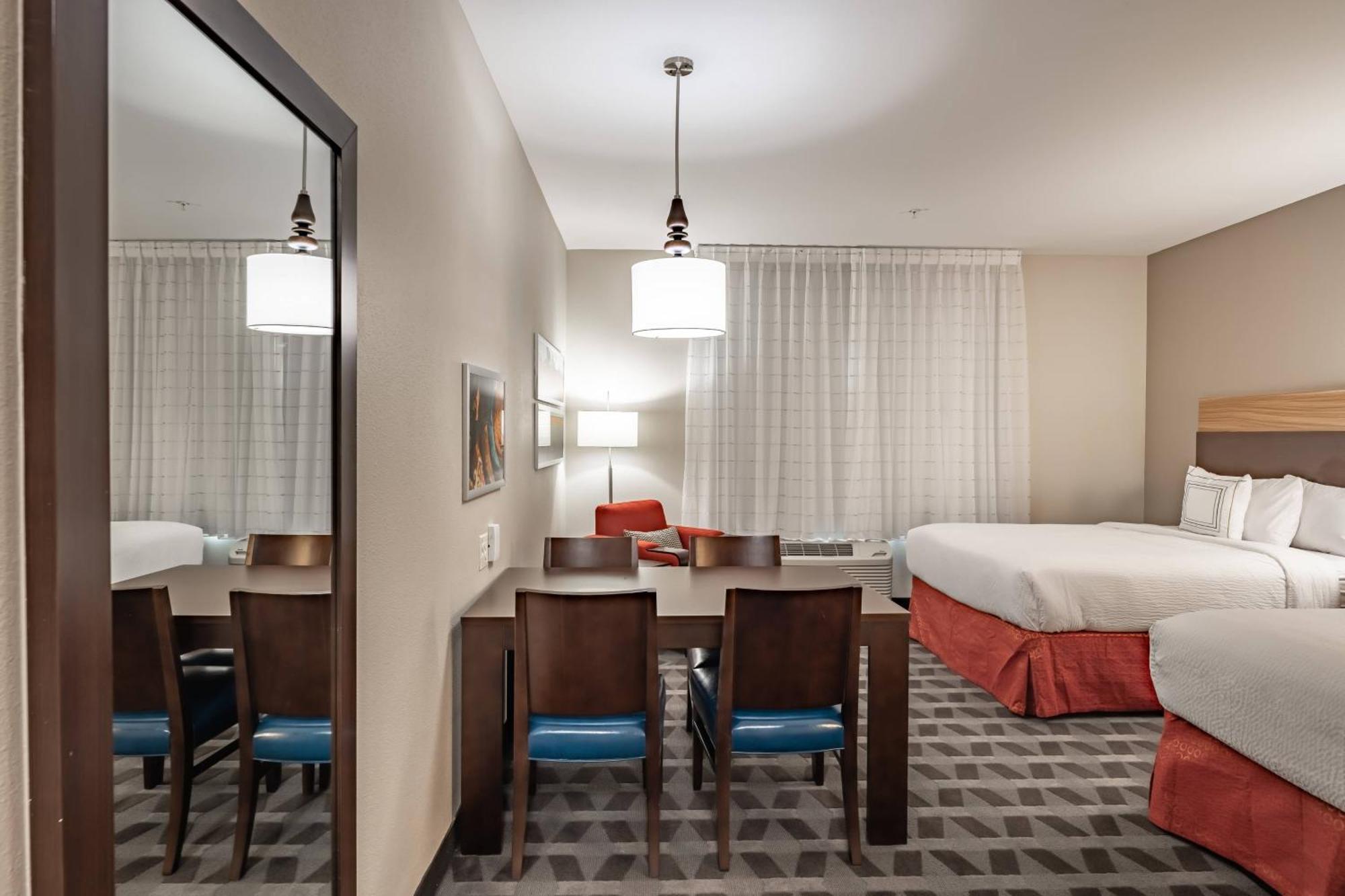 Towneplace Suites By Marriott Dallas Mesquite Exterior photo